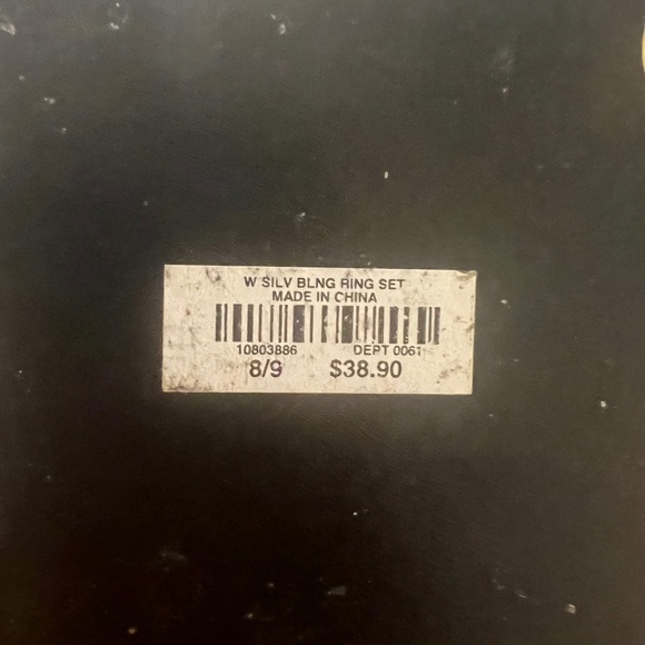 Torrid Watch with matching rings to accessorize - Picture 4 of 6